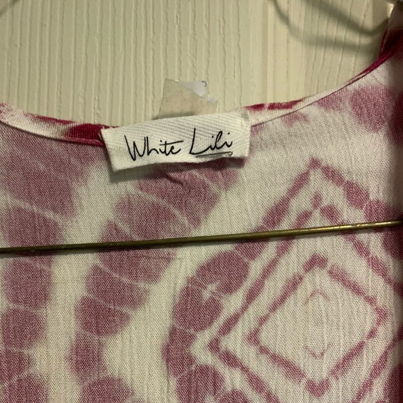 White line Patterned Coverup - Picture 2 of 6